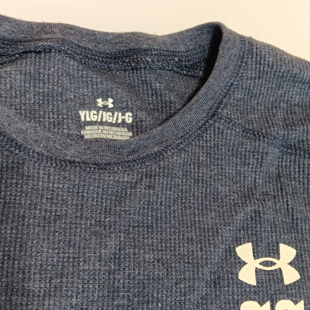 Under Armour Boys LG Gray Thermal Long Sleeve‎ Shirt Youth Large Athletic Fit E8